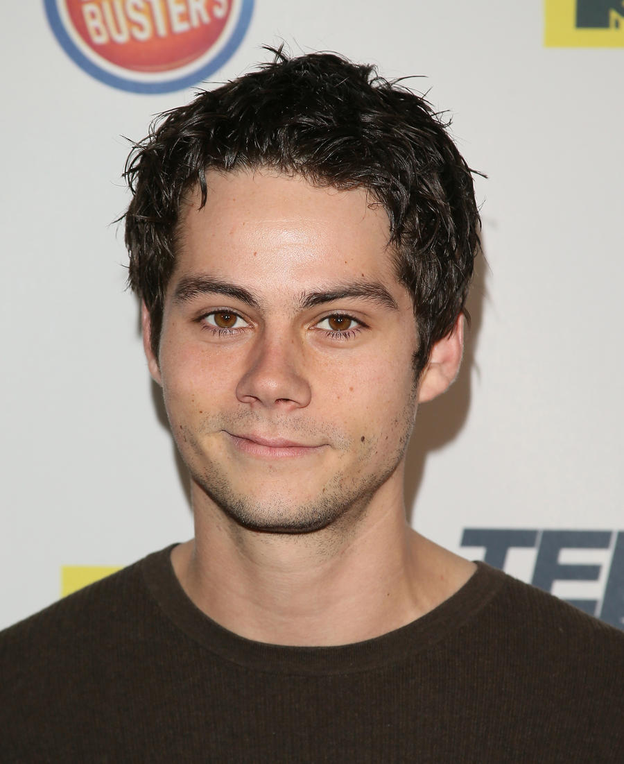 Dylan O'Brien Did He Break Up With Britt Robertson? Know His Net Worth