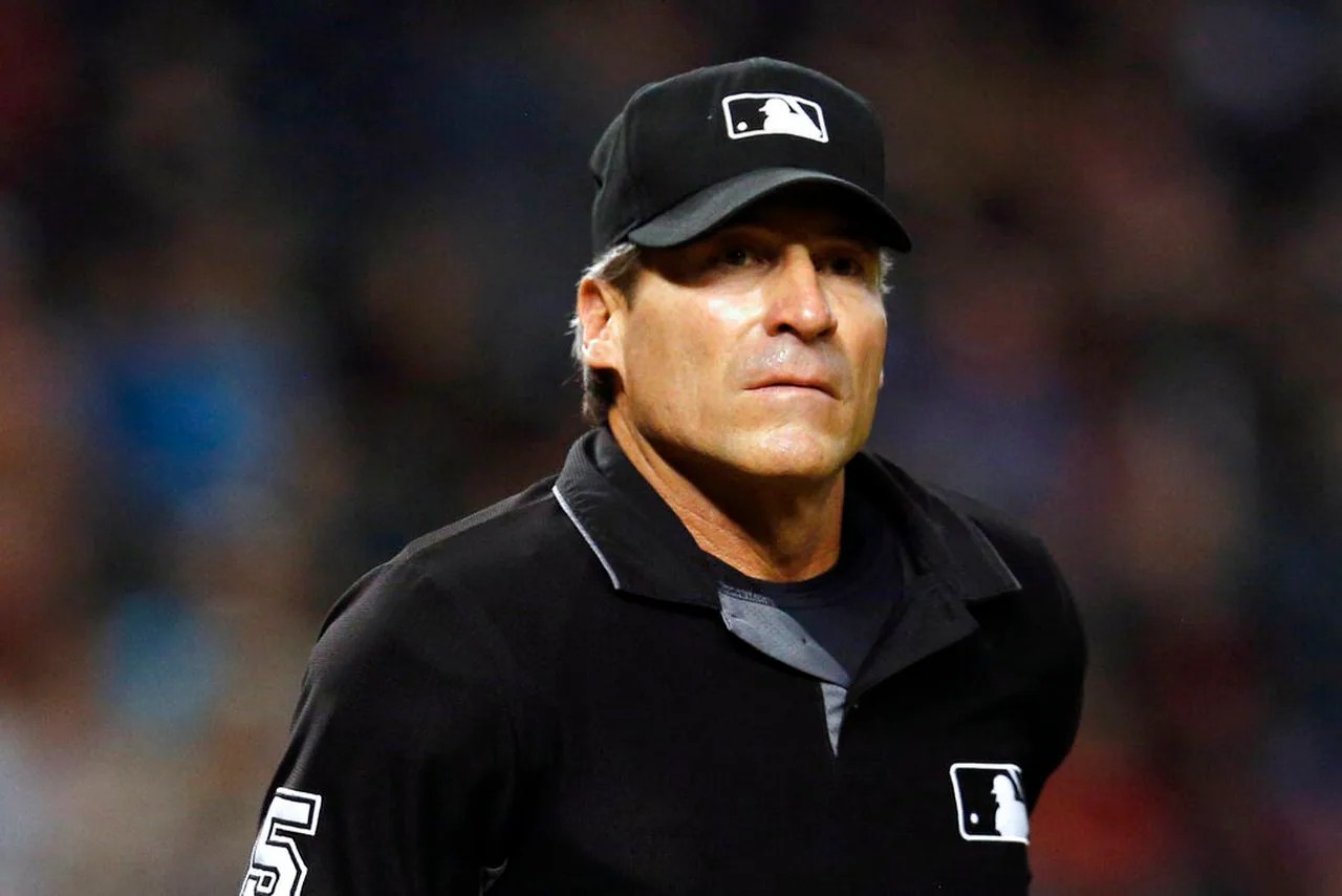 Angel Hernandez admits he guessed on a missed call after scoreboard