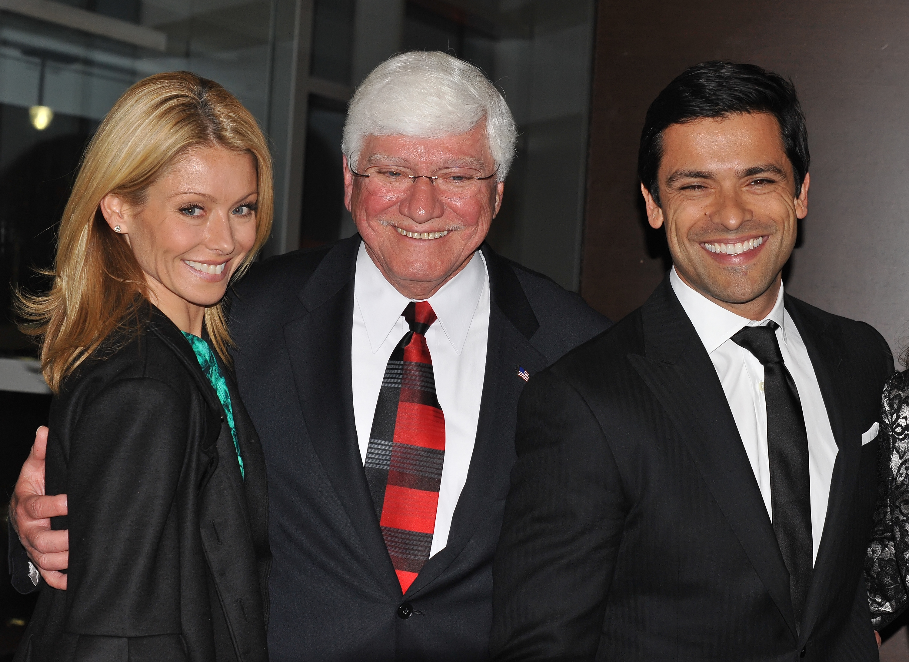 Kelly Ripa’s Dad Joseph Ripa Job, Marriage to Esther, Kids Closer Weekly