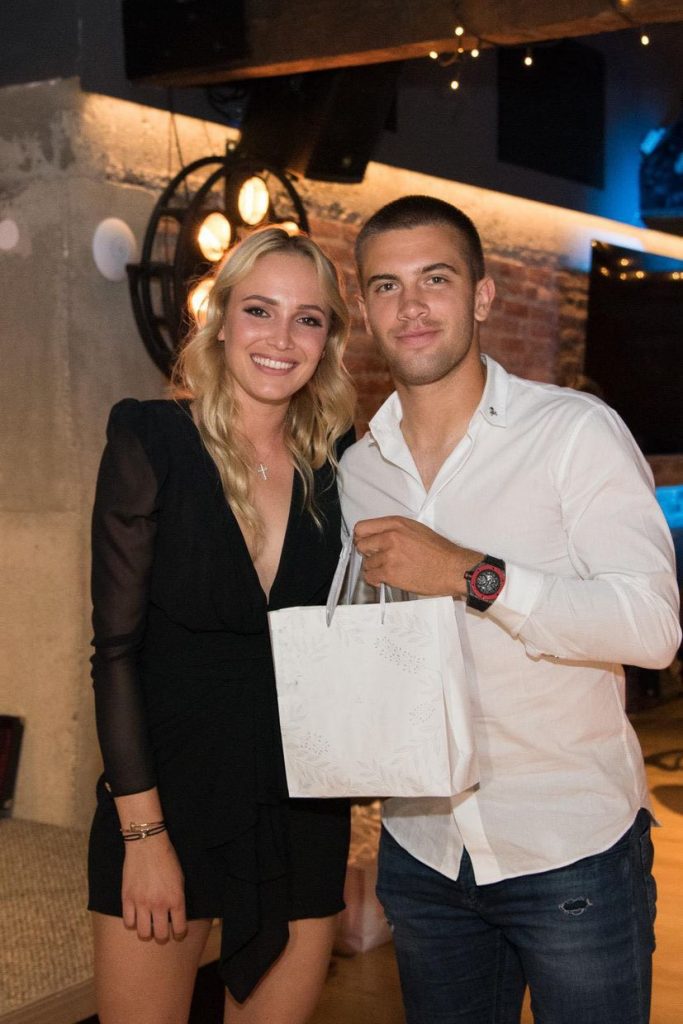 Croatian tennis stars Donna Vekić and Borna Ćorić united in unselfish