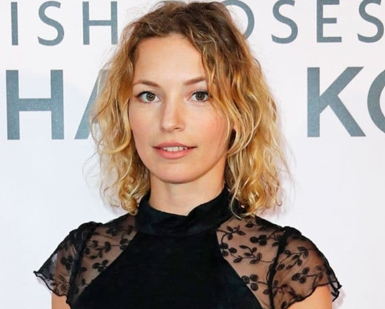 Perdita Weeks Does She Have Children? Married Life With Kit