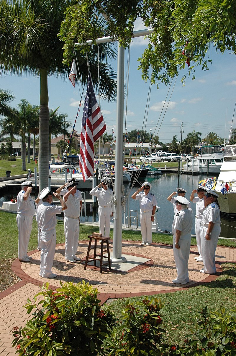 Difference Between Memorial Day and Veterans Day 