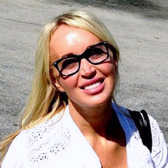 Sage Robbins Wiki, Age (Tony Robbins' Wife) Biography, Family & Facts