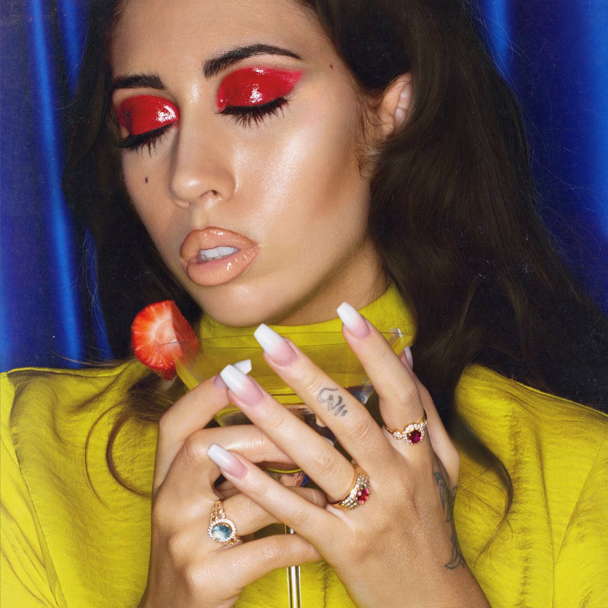 Kali Uchis Dummy Mag