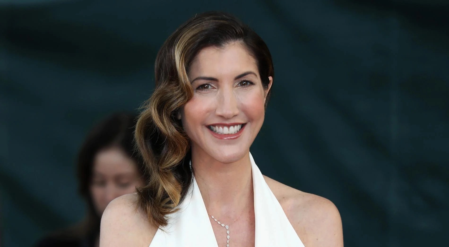 Jackie Sandler’s Wiki Meet Adam Sandler’s “Cameo Queen” Wife