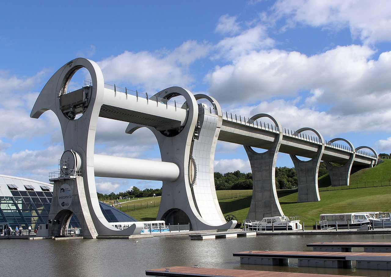 Scotland Day Trips 3 Falkirk Wheel & The Kelpies Elie Cottage