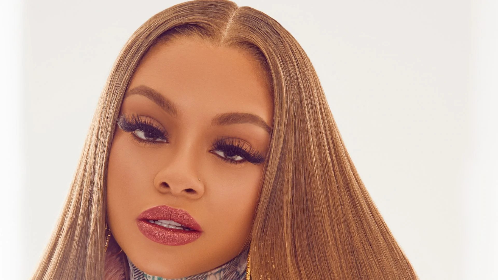 21YearOld Mulatto Is Growing With Age Essence