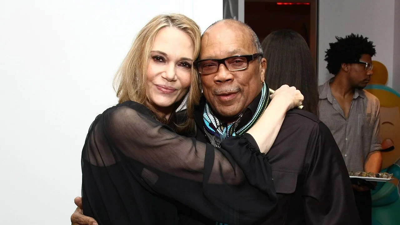 Quincy Jones Pays Tribute to Late ExWife Peggy Lipton 'Love Is