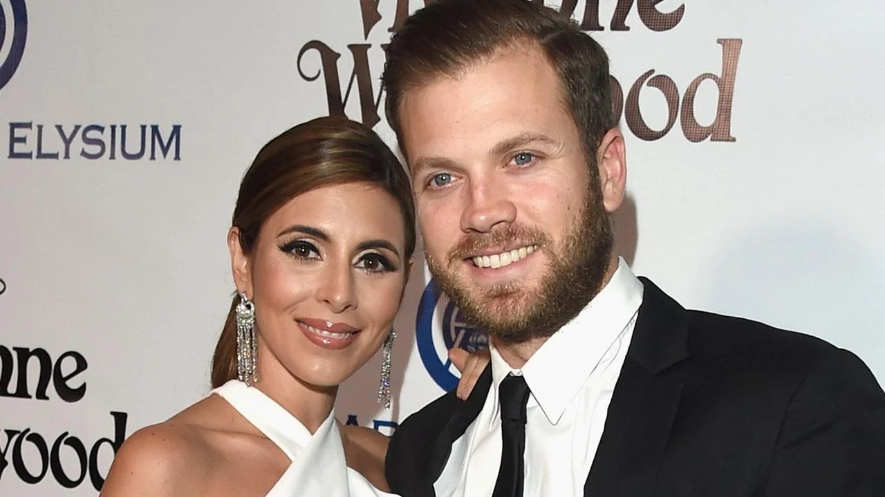 EXCLUSIVE JamieLynn Sigler's Wedding Dress Is Absolutely