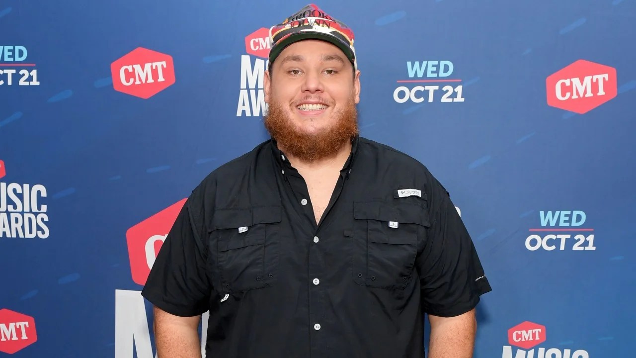 Luke Combs Pays for Funerals of 3 Country Fans Who Died at Faster