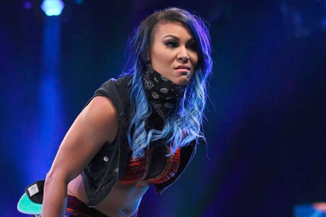 VIDEO Mia Yim Receives a Standing Ovation Following NXT Ladder Match