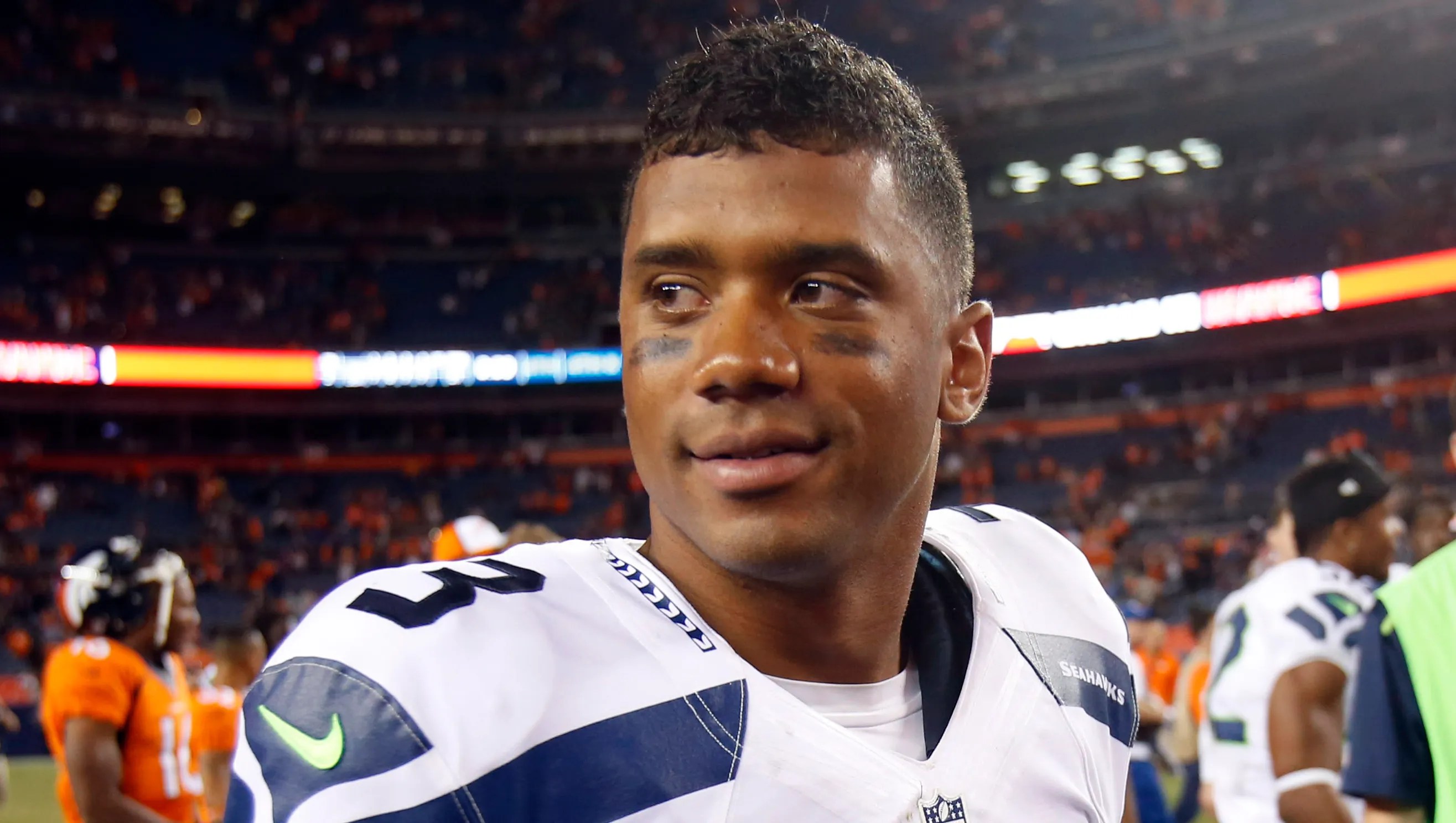Russell Wilson's offseason advice from Michael Jordan