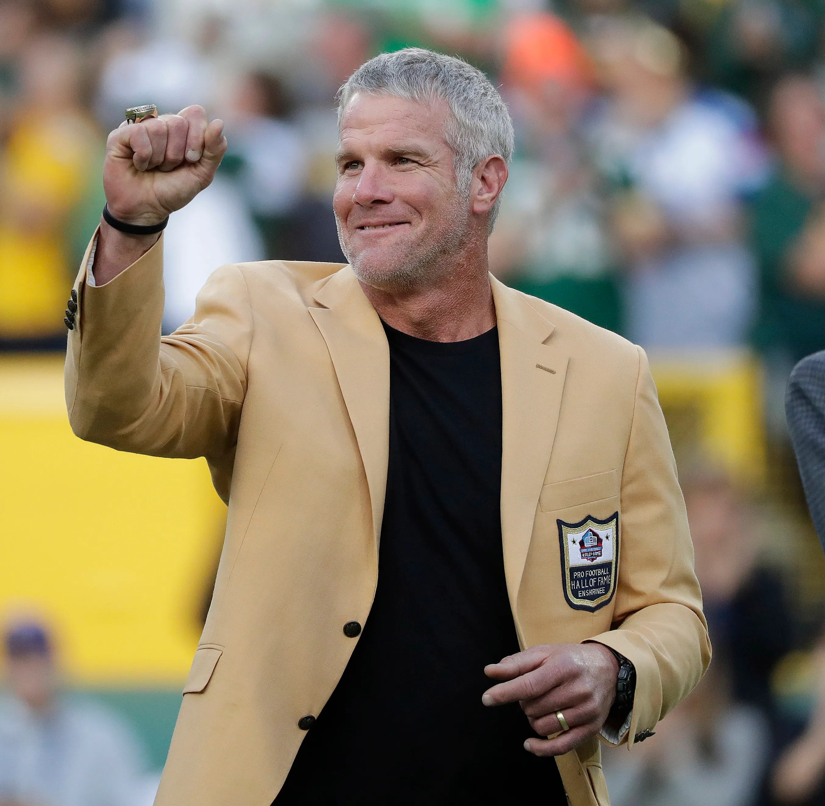 Brett Favre, citing CTE, says no tackle football for kids under 14