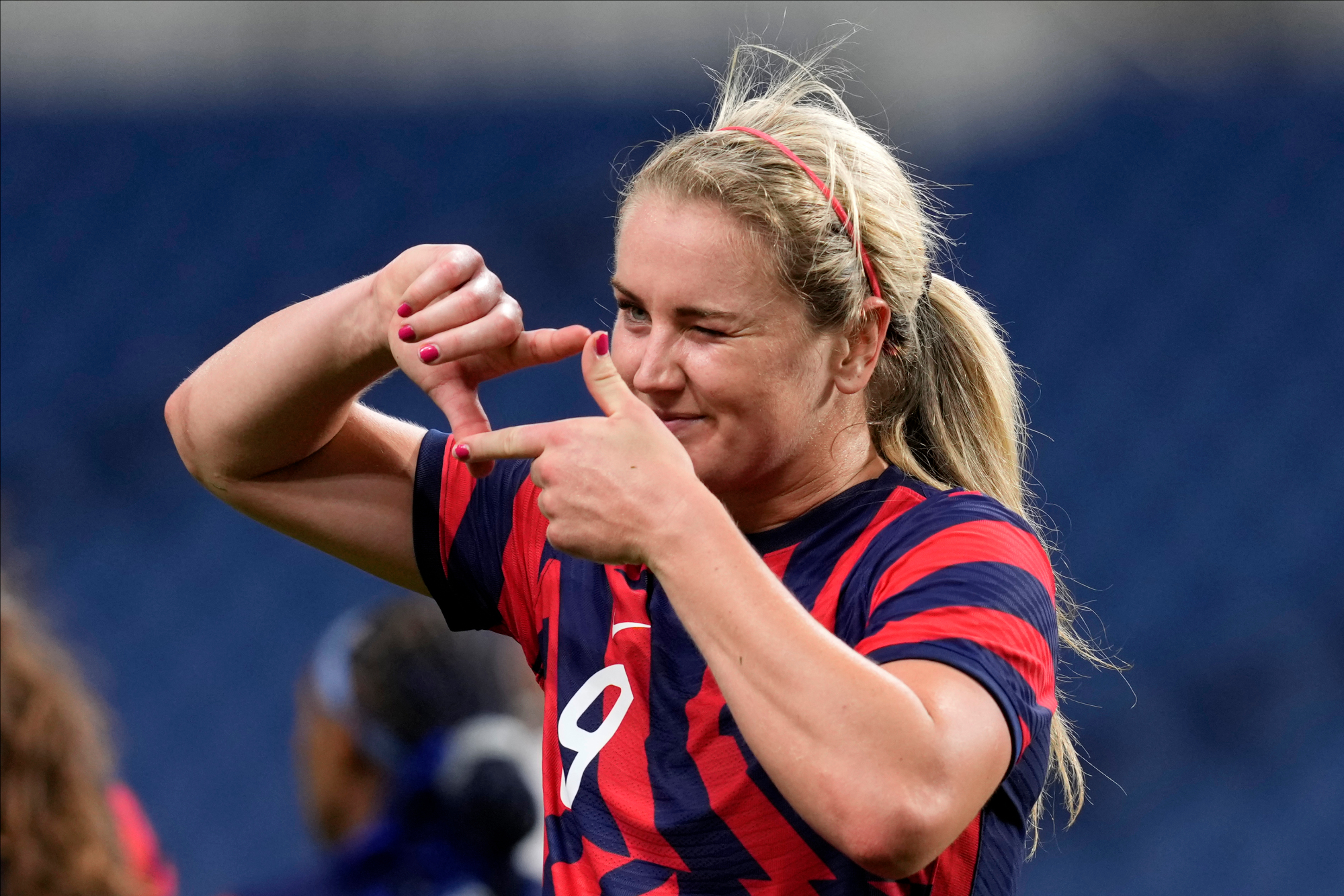 Kiszla After kicking USWNT teammates in the keister, Lindsey Horan