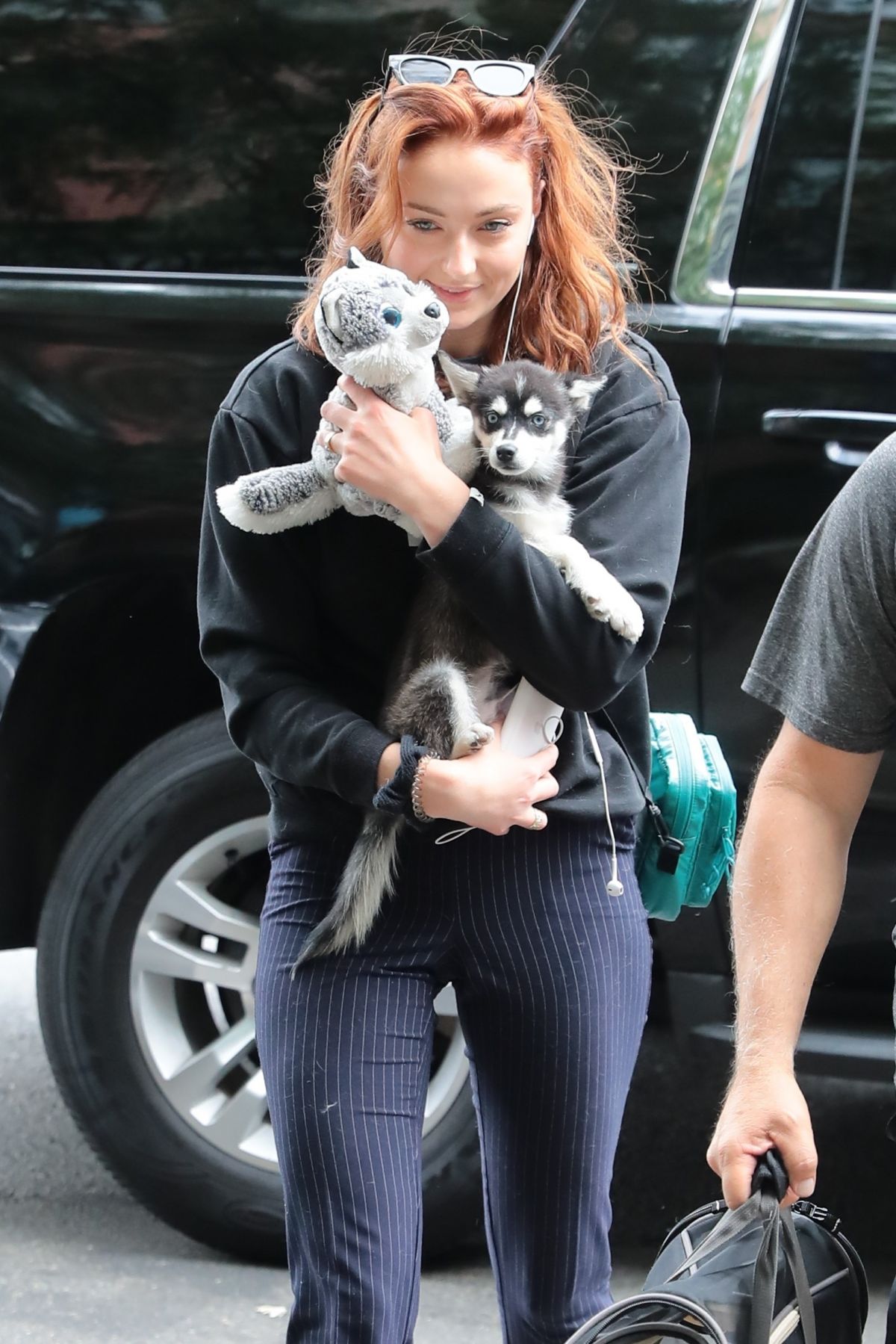 SOPHIE TURNER Out with Her Dog in New York 09/14/2017 HawtCelebs