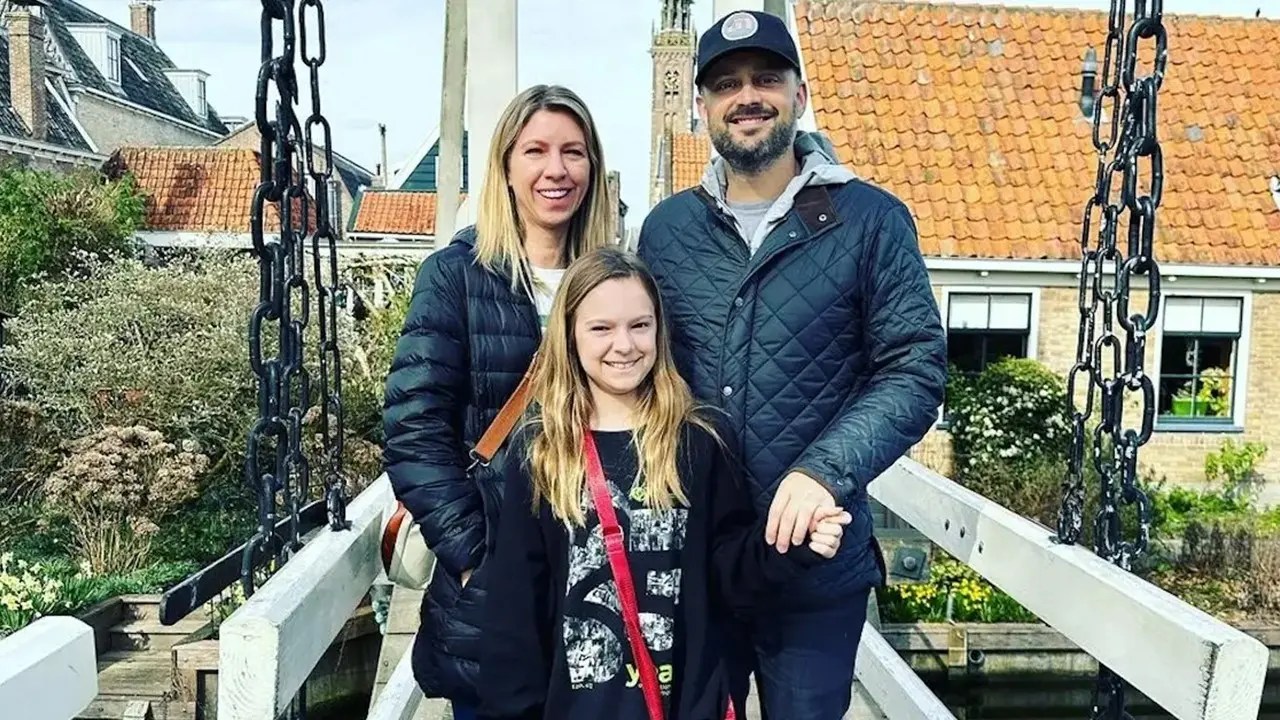 Meet Laura Bargatze All About Nate Bargatze's Wife