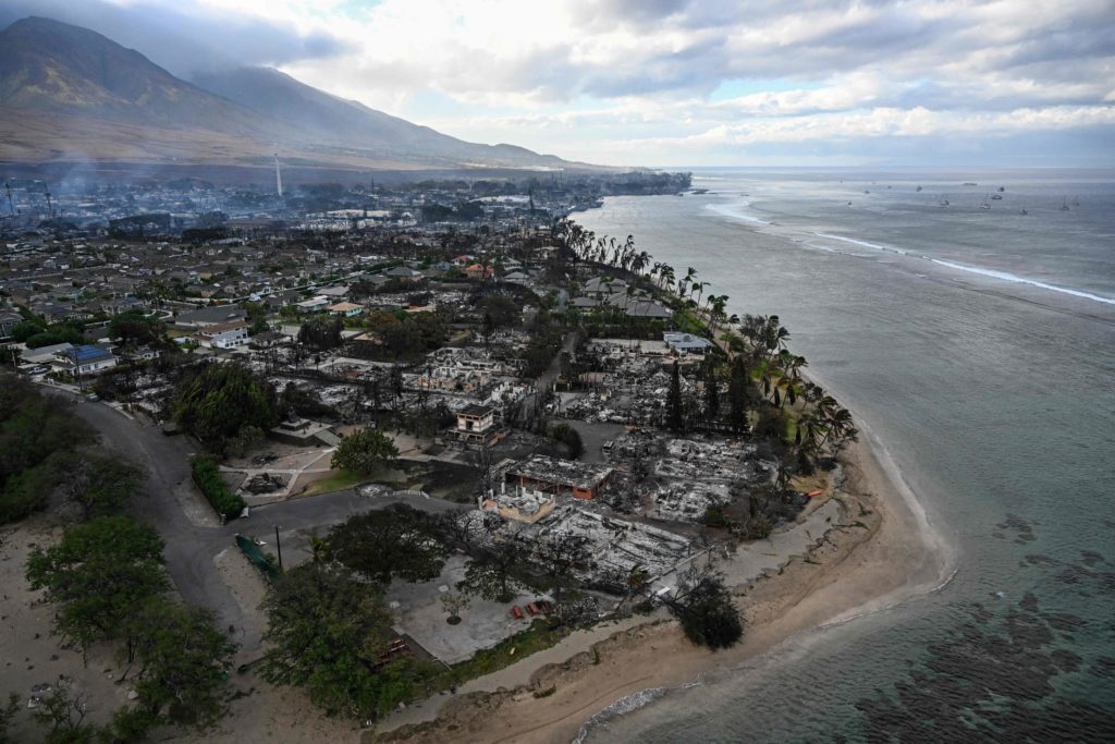 Did the Royal Lahaina Resort in Maui burn down?