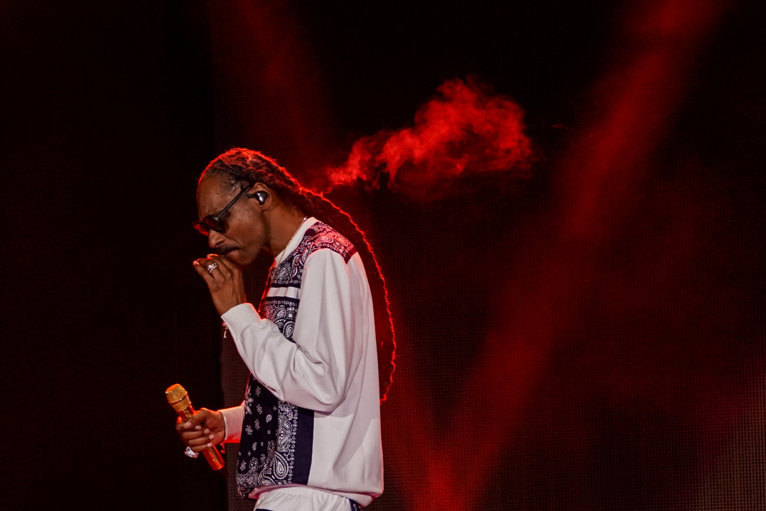 Snoop Dogg and Master P Are Suing Walmart for Hiding Their Cereal Hits 96 WDODFM