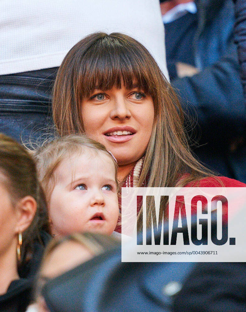 Daughter of Robert Lewandowski photos IMAGO