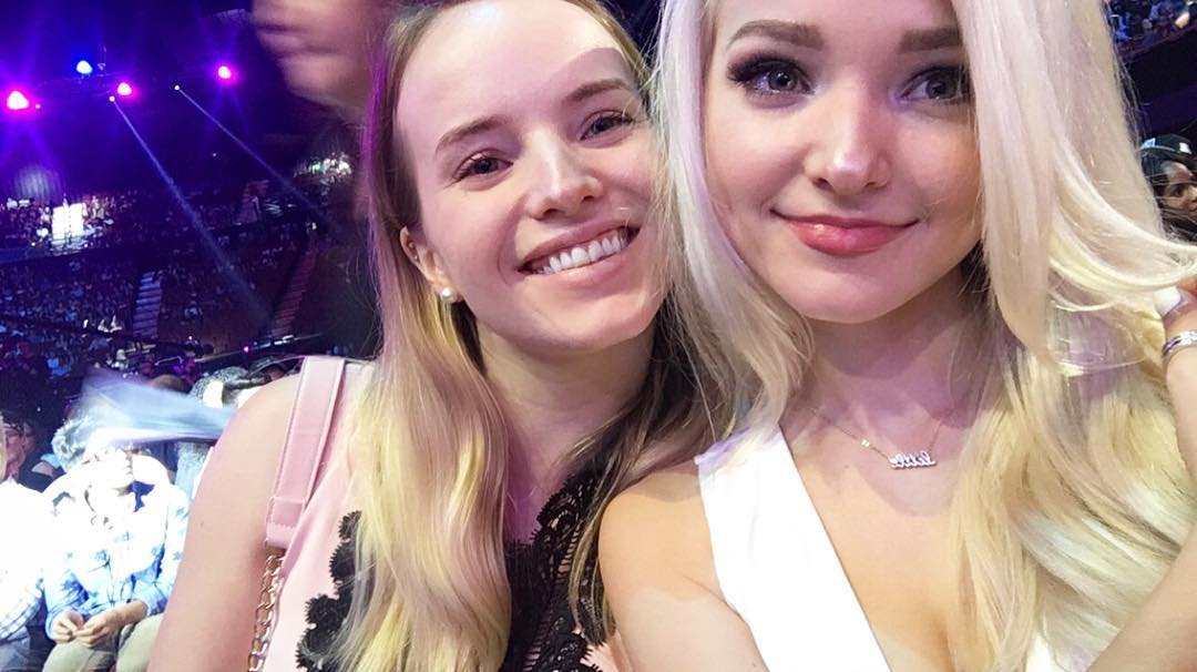 Dove Cameron Sister Meet the Star's Older Sibling Chloe Hosterman