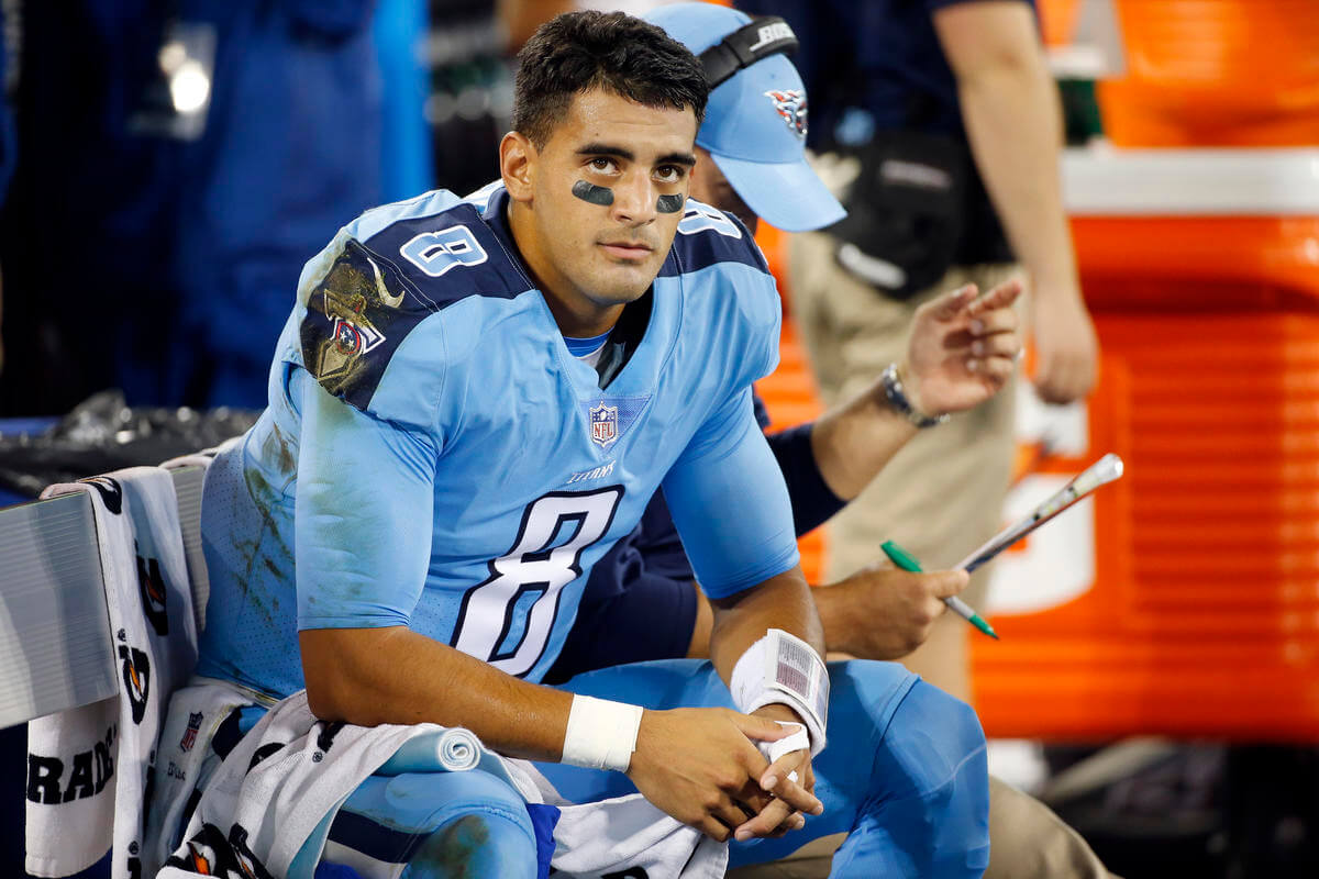 Titans say Marcus Mariota's surgery for broken leg 'considered a success'