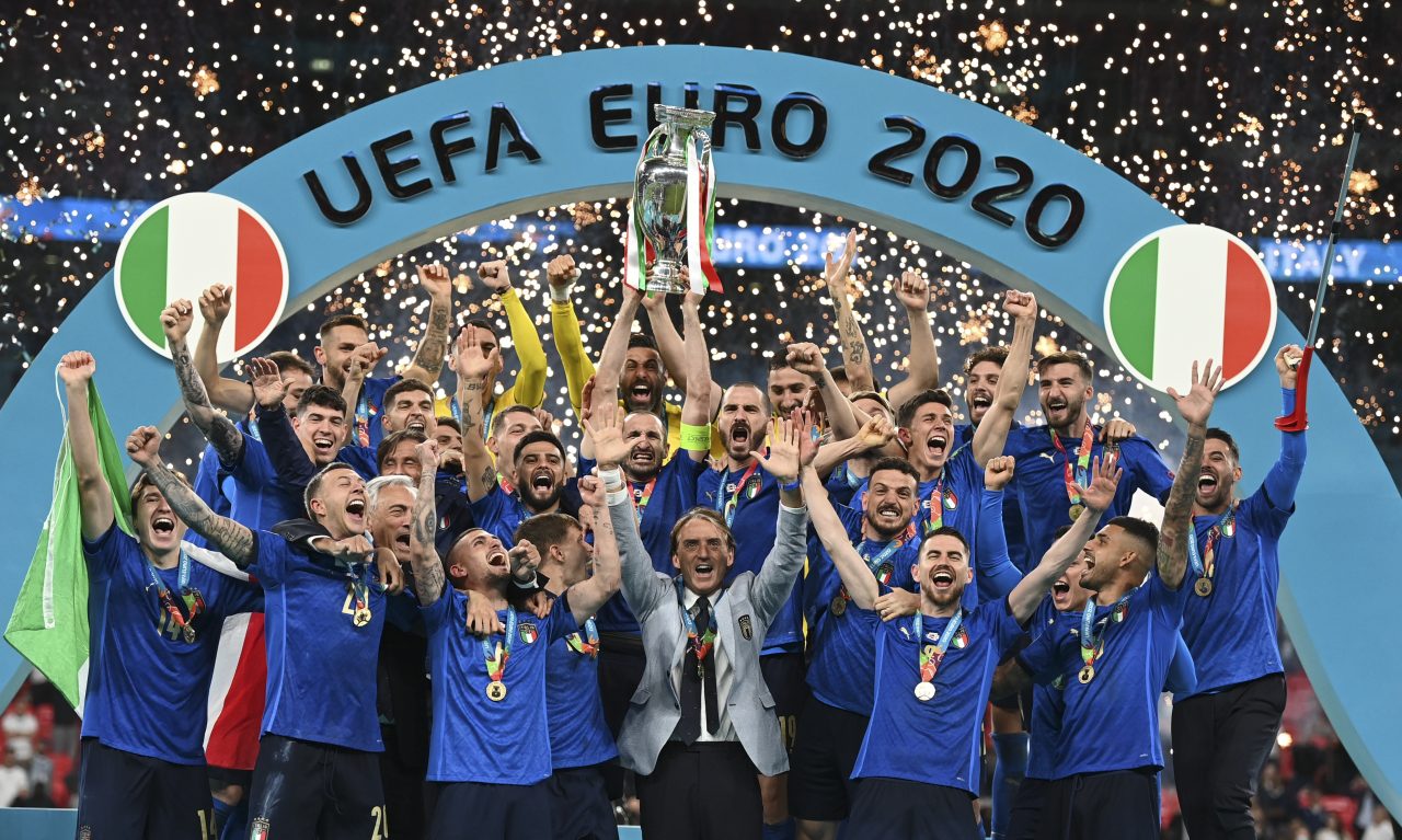 Da Oggi Mancini Inizia A Costruire La Nazionale Che Giochera I Mondiali Nel 2022 Linkiesta It