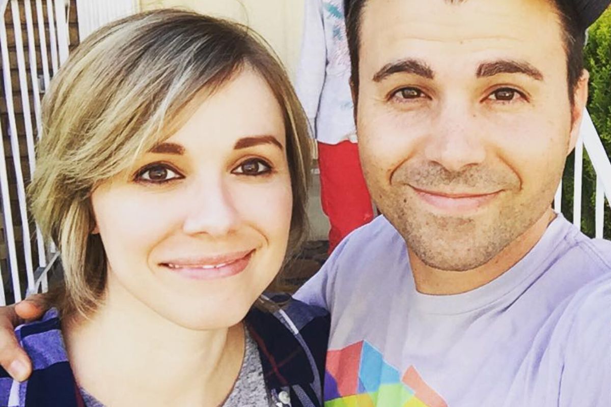 Lisa Rober Famous YouTuber Mark Rober's Wife Magzica