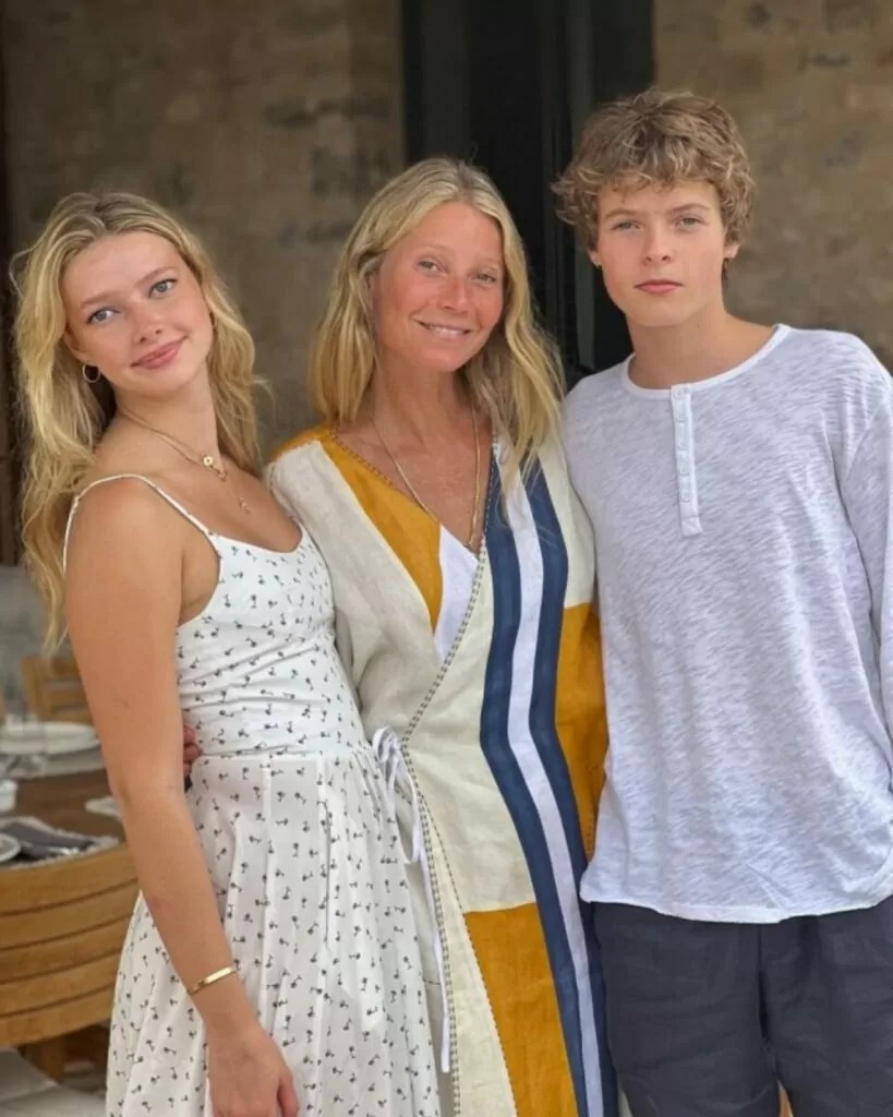 Avete mai visto i figli di Paltrow? Le ultime foto sono