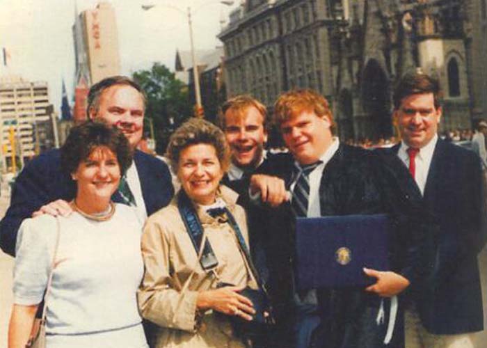 Exploring Chris Farley’s Family Relations and The Unhealthy Choices