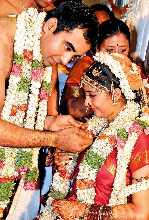 Shyam Radhakrishnan And Actress Kanika Wedding Pictures