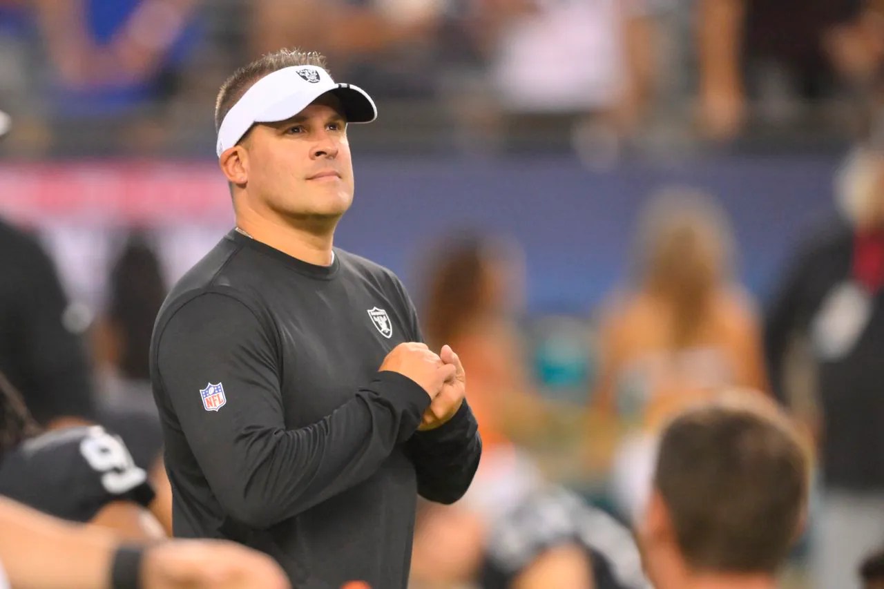 Josh McDaniels explains how a former Patriots WR ended up on defense
