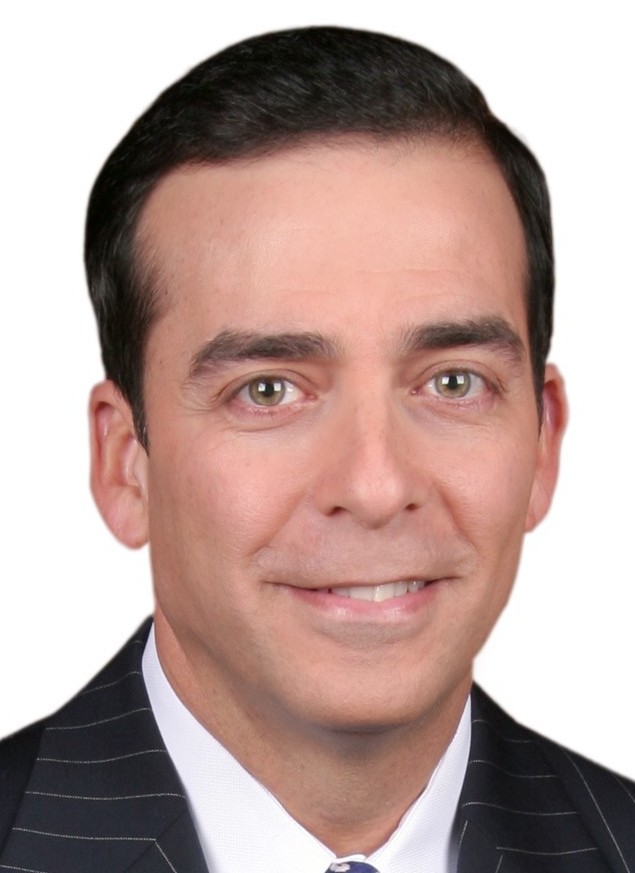 Univision confirms hiring Ambrosio Hernández as chief anchor Media Moves