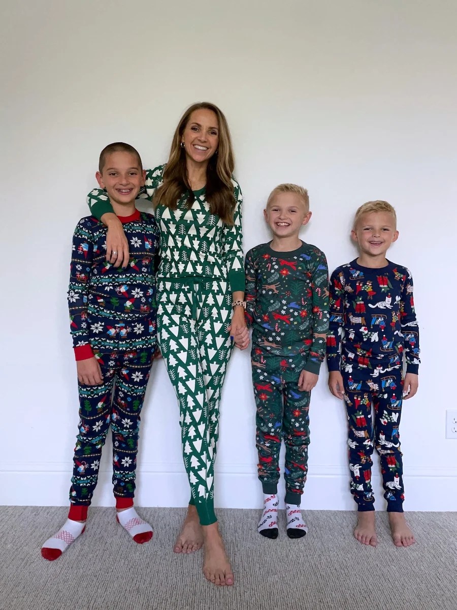 Christmas Pajamas for the Whole Family Merrick's Art