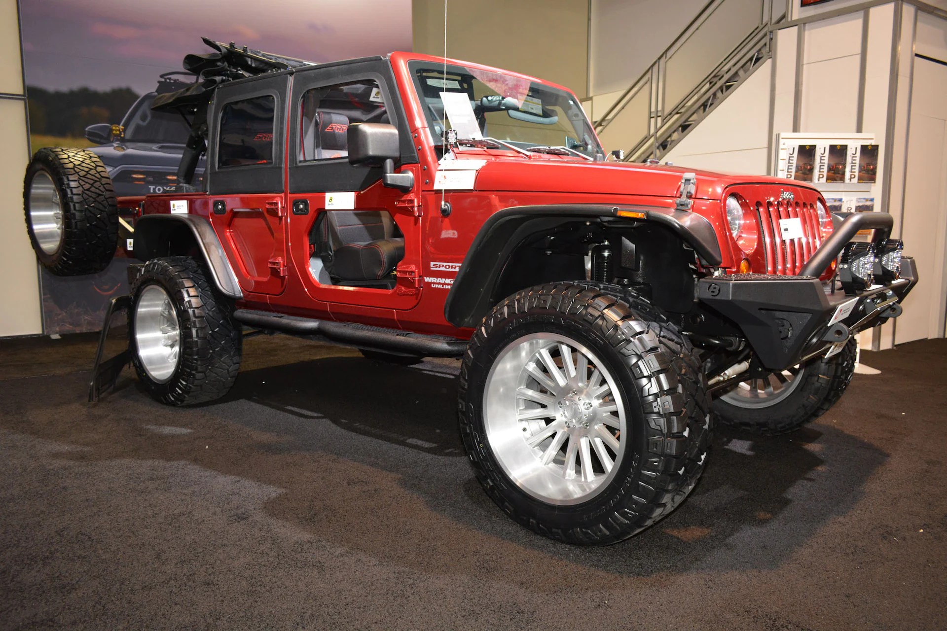 Country Music Superstar Michael Ray’s Jeep MTSEMA19