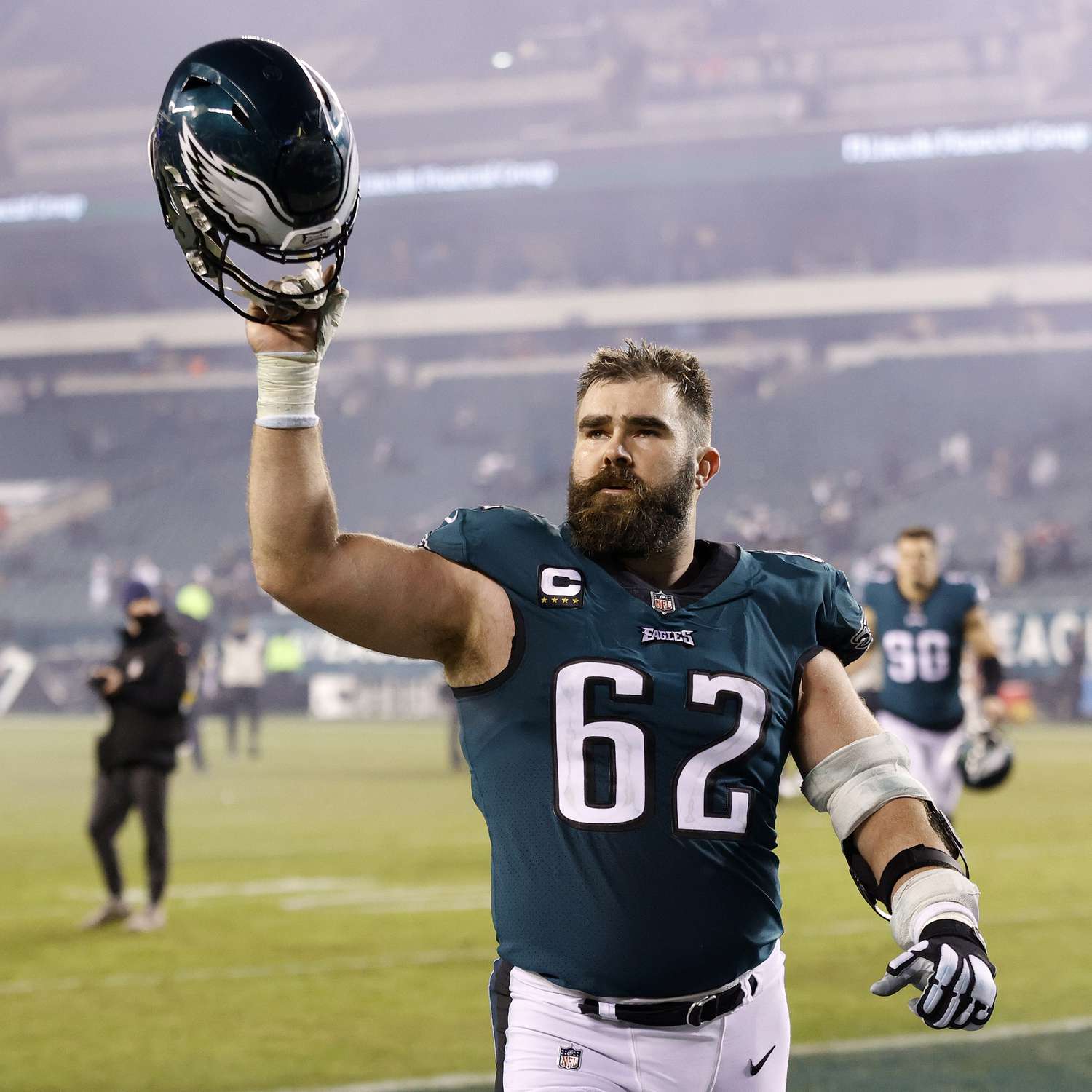 Jason Kelce Bio, Age, Parents, Siblings, Wife, Children, Height, Weight