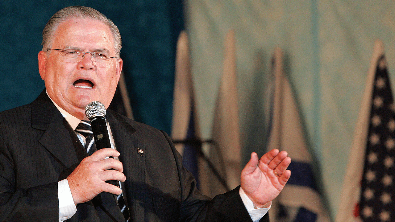 John Hagee, prominent megachurch pastor, ill with COVID19