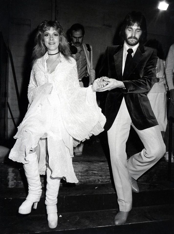 JANUARY 29, 1983 Stevie Nicks married Kim Anderson NSF News and
