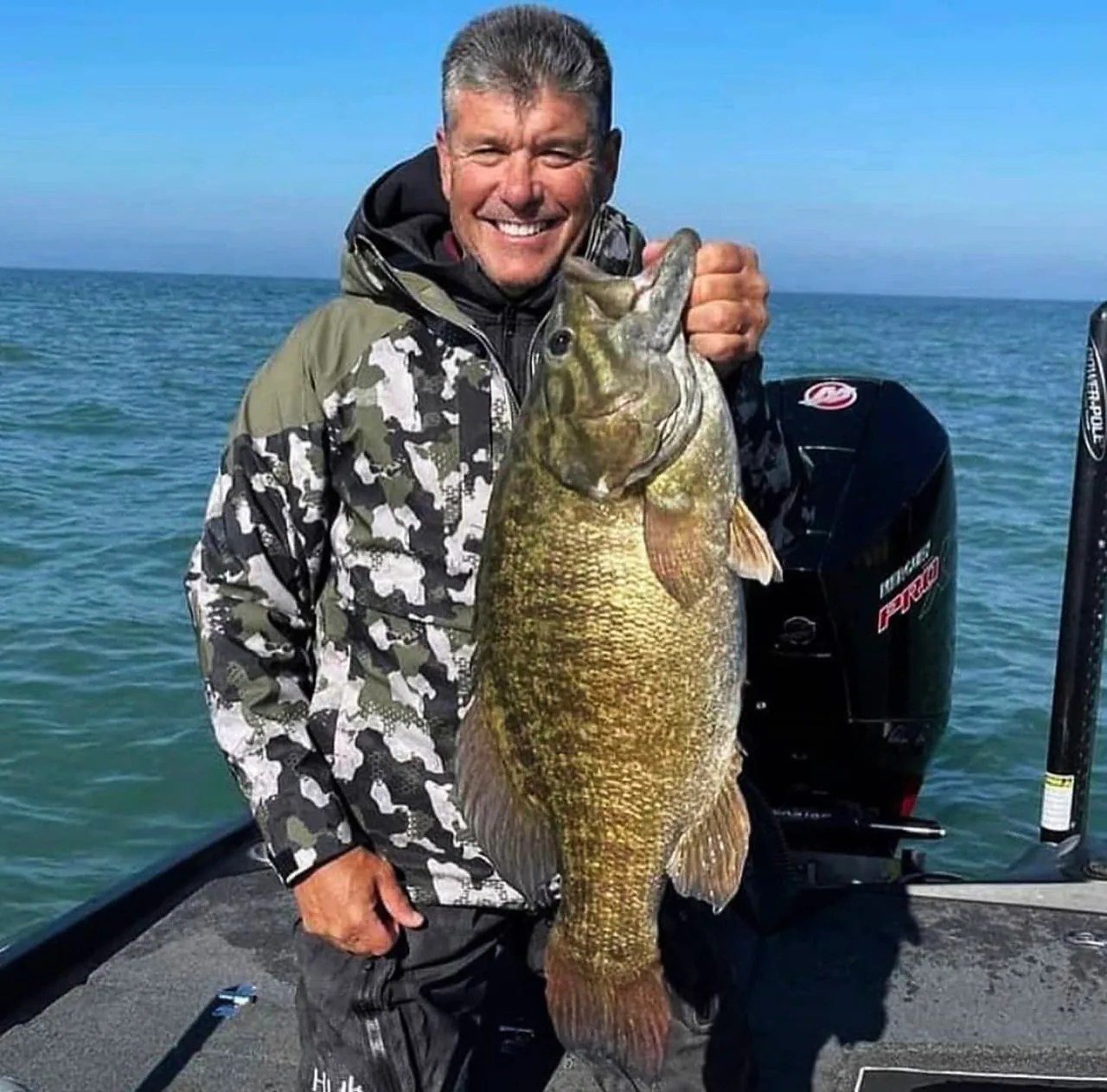 Ohio angler catches 10pound Lake Erie smallmouth, sets Great Lakes