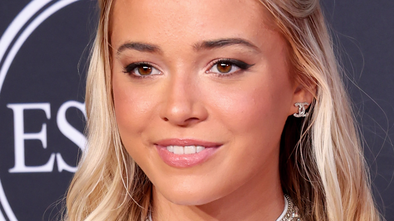 Olivia Dunne's Drama With TikTok Lookalike Breckie Hill Explained Nicki Swift TrendRadars
