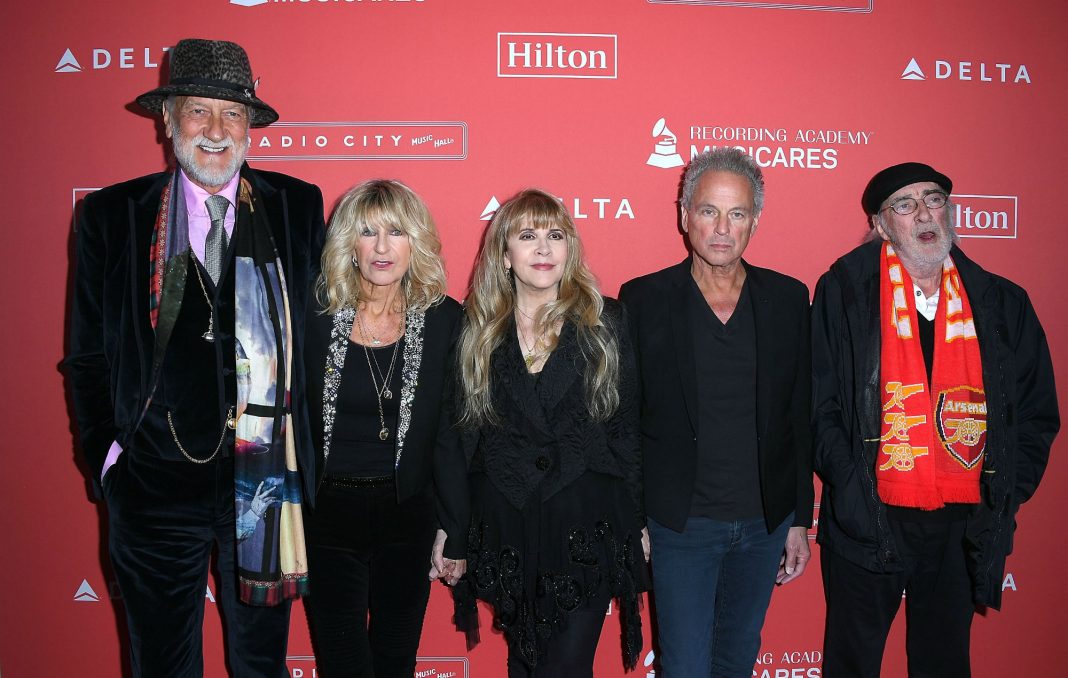 Fleetwood Mac's Mick Fleetwood reconciles with Lindsey Buckingham