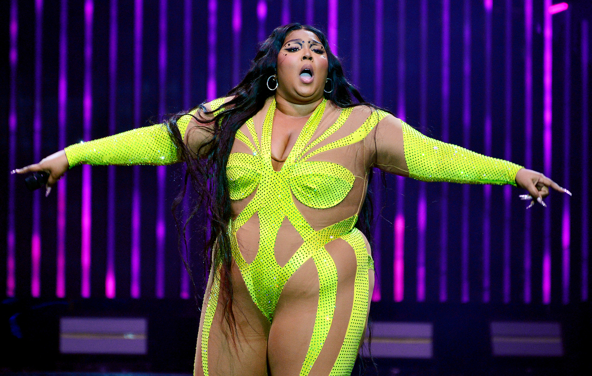 Lizzo criticises Nebraska bill targeting abortion access and trans