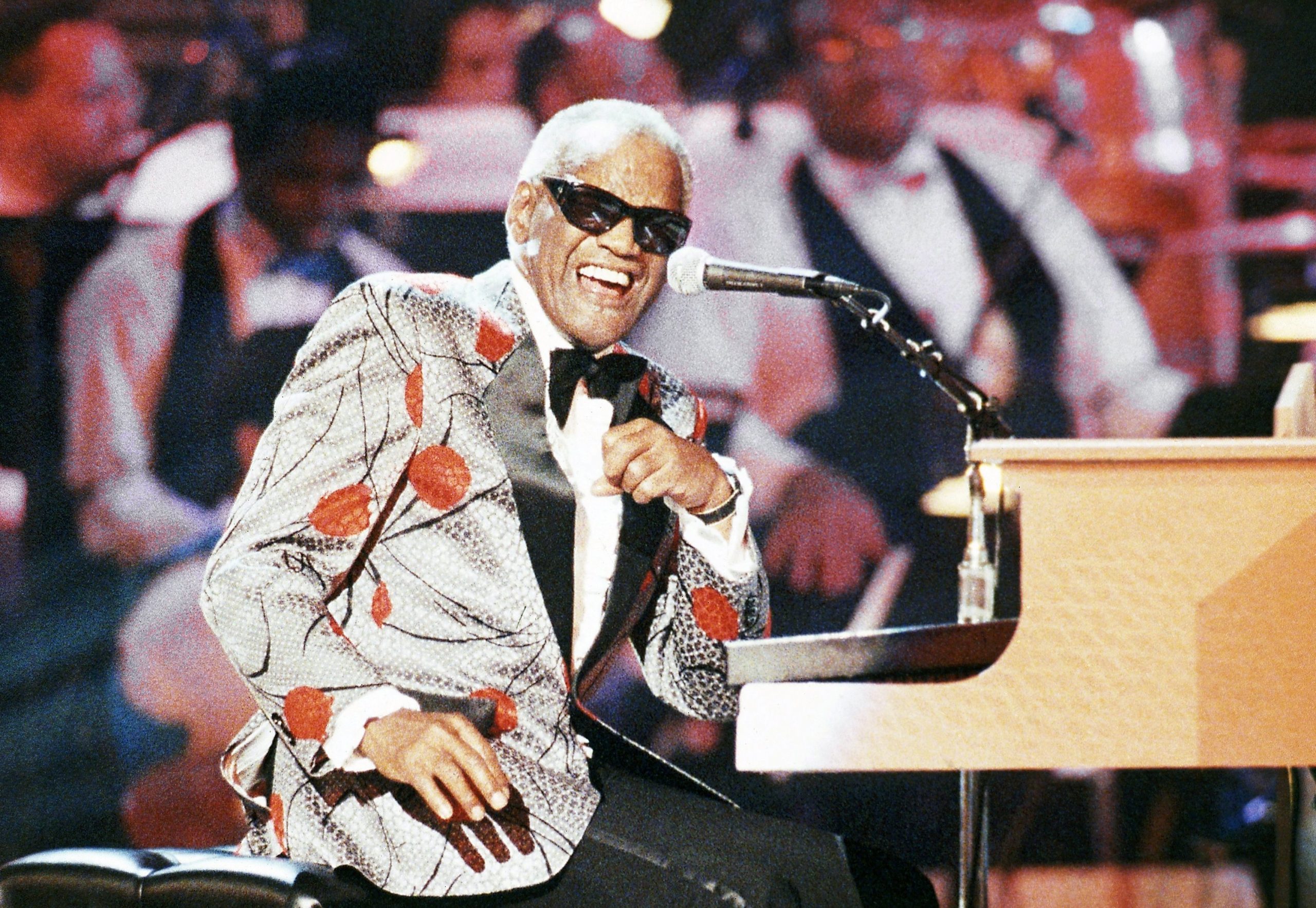 Ray Charles, la sua carriera in 10 canzoni fondamentali