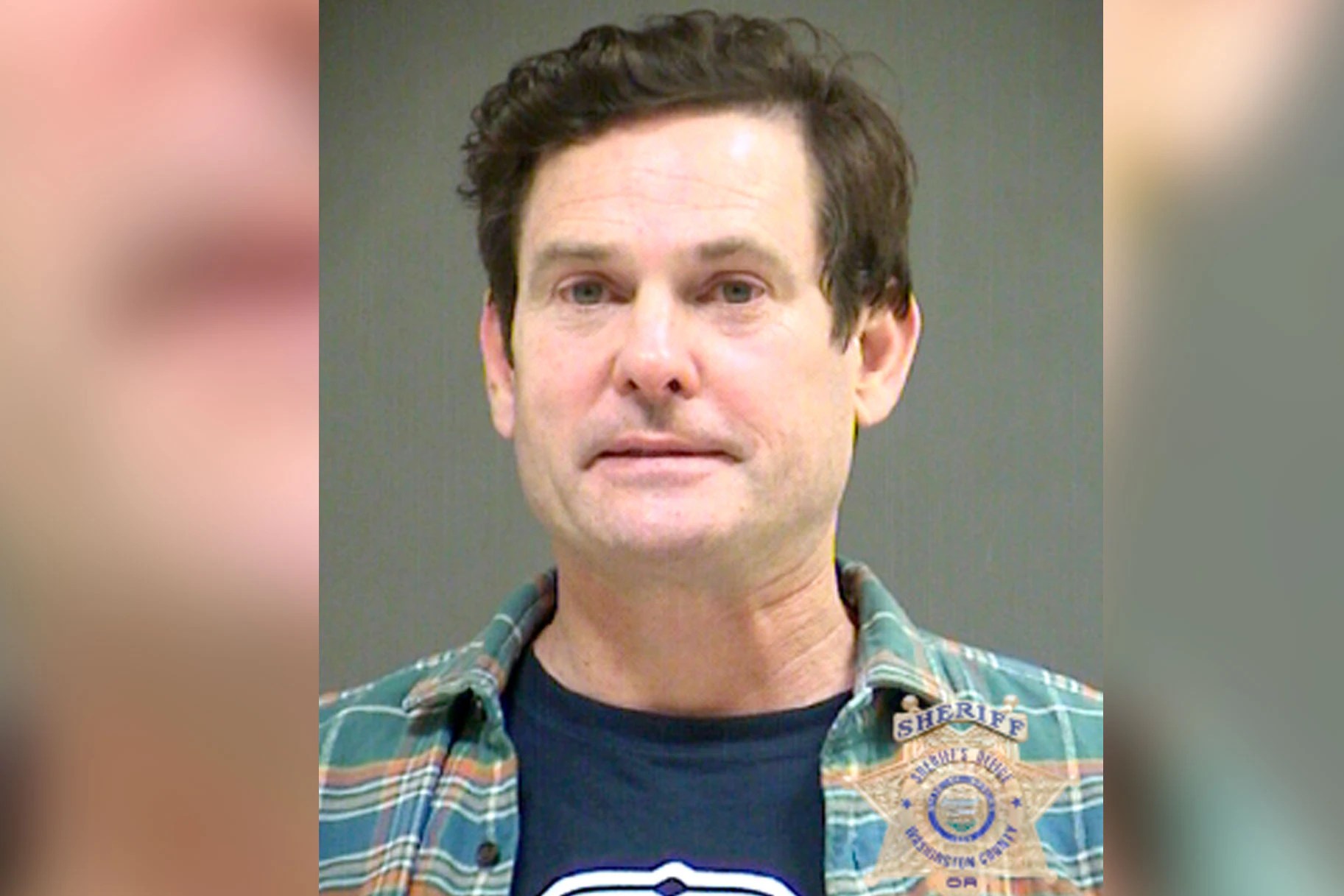 Henry Thomas, Former Child Star From ‘E.T.,' Arrested For DUI Crime News