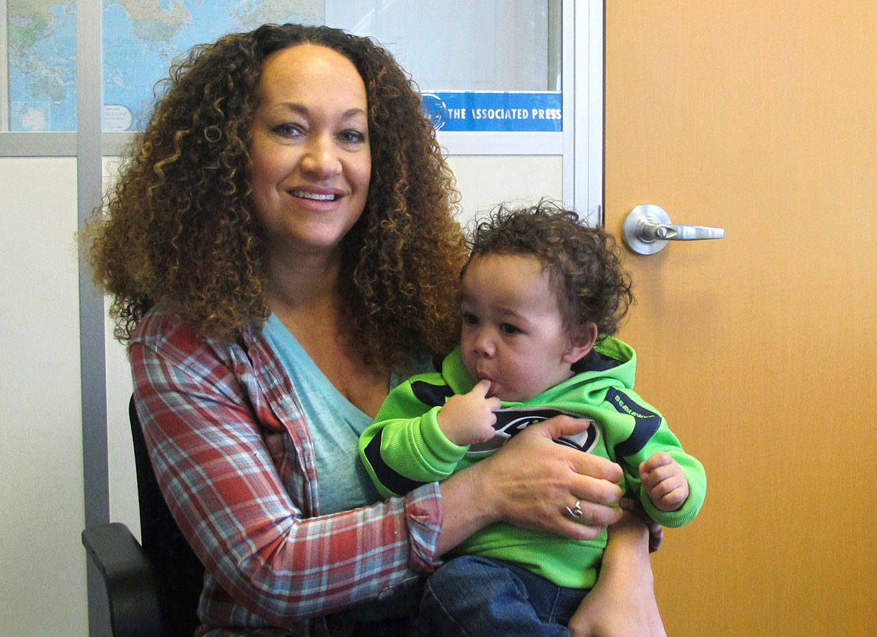 Rachel Dolezal struggles after racial identity scandal Peninsula