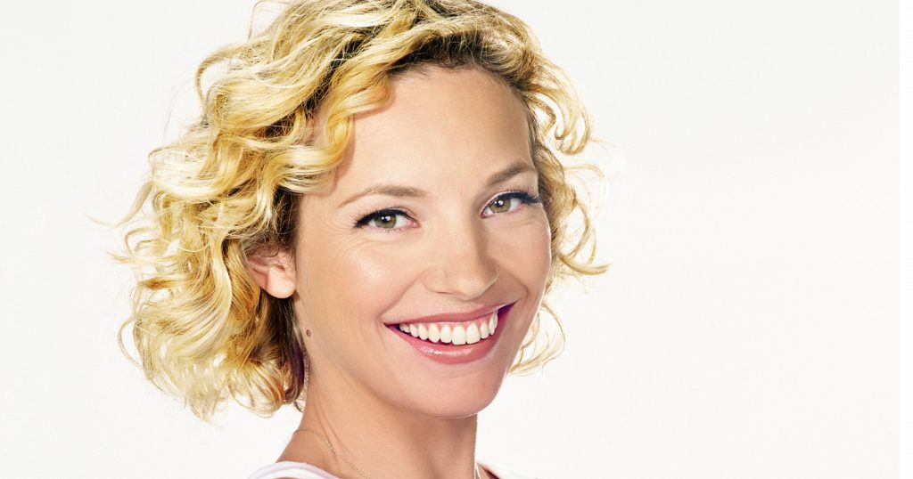 Did Perdita Weeks have Plastic Surgery? Body Measurements, Boob Job