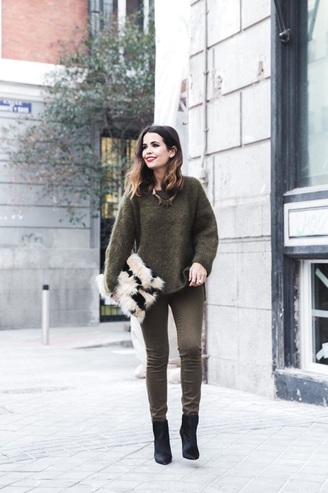 20 Pretty Ways to Wear Khaki Outfit Pretty Designs