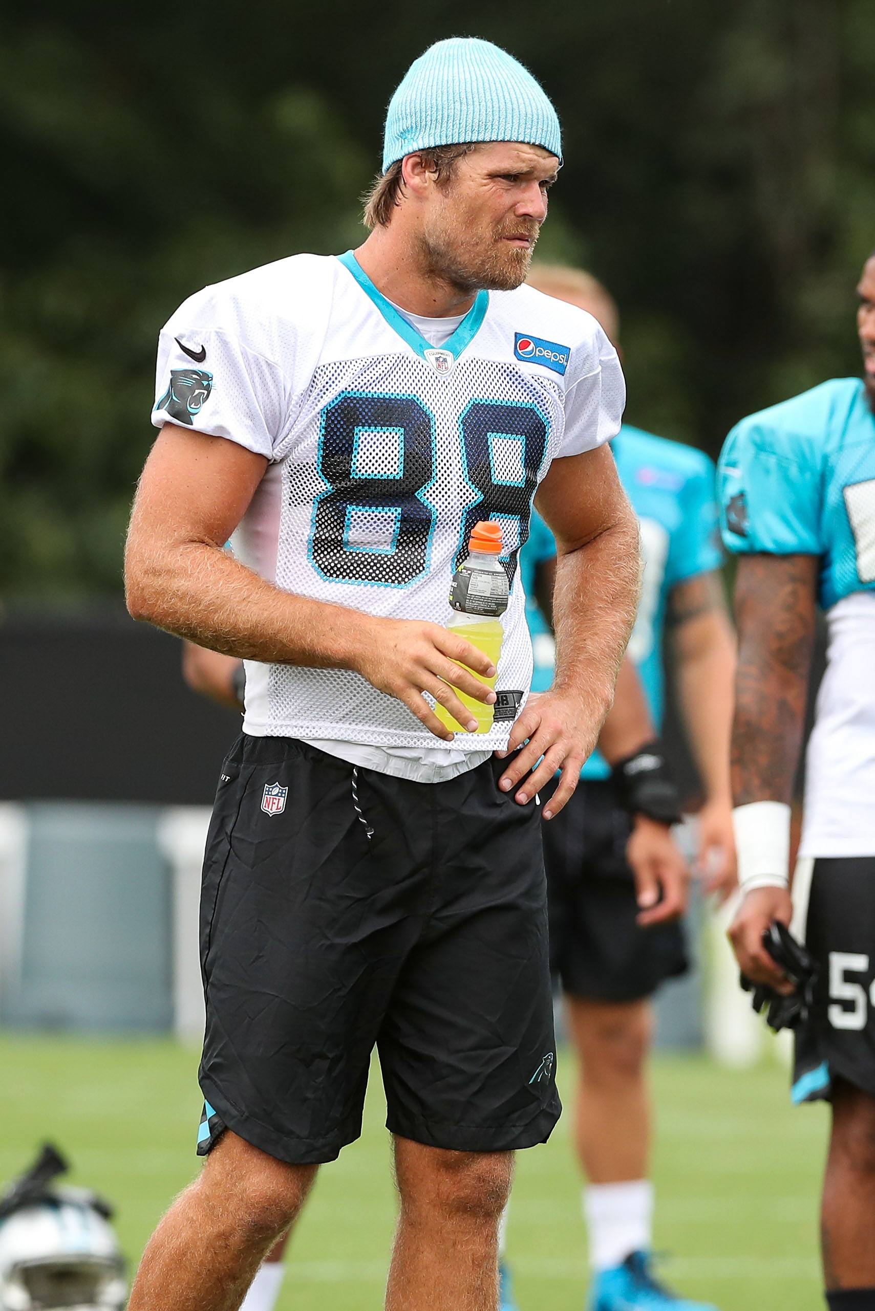 Panthers Place TE Greg Olsen On IR