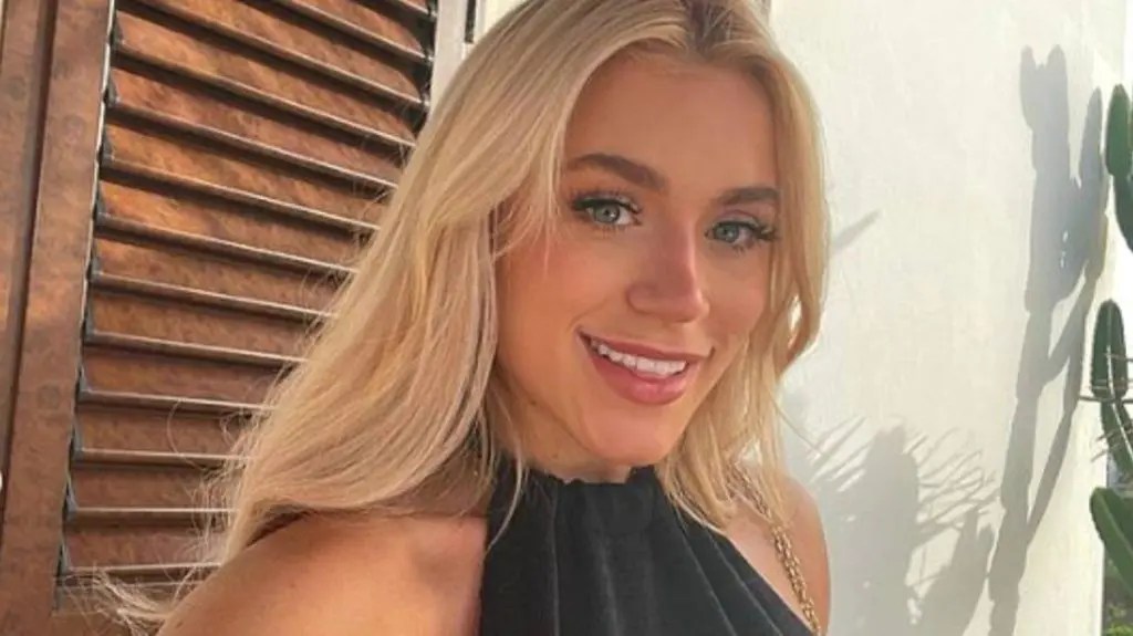 Elle Brooke Wiki, Biography, Husband, Age, Family, Net Worth and More