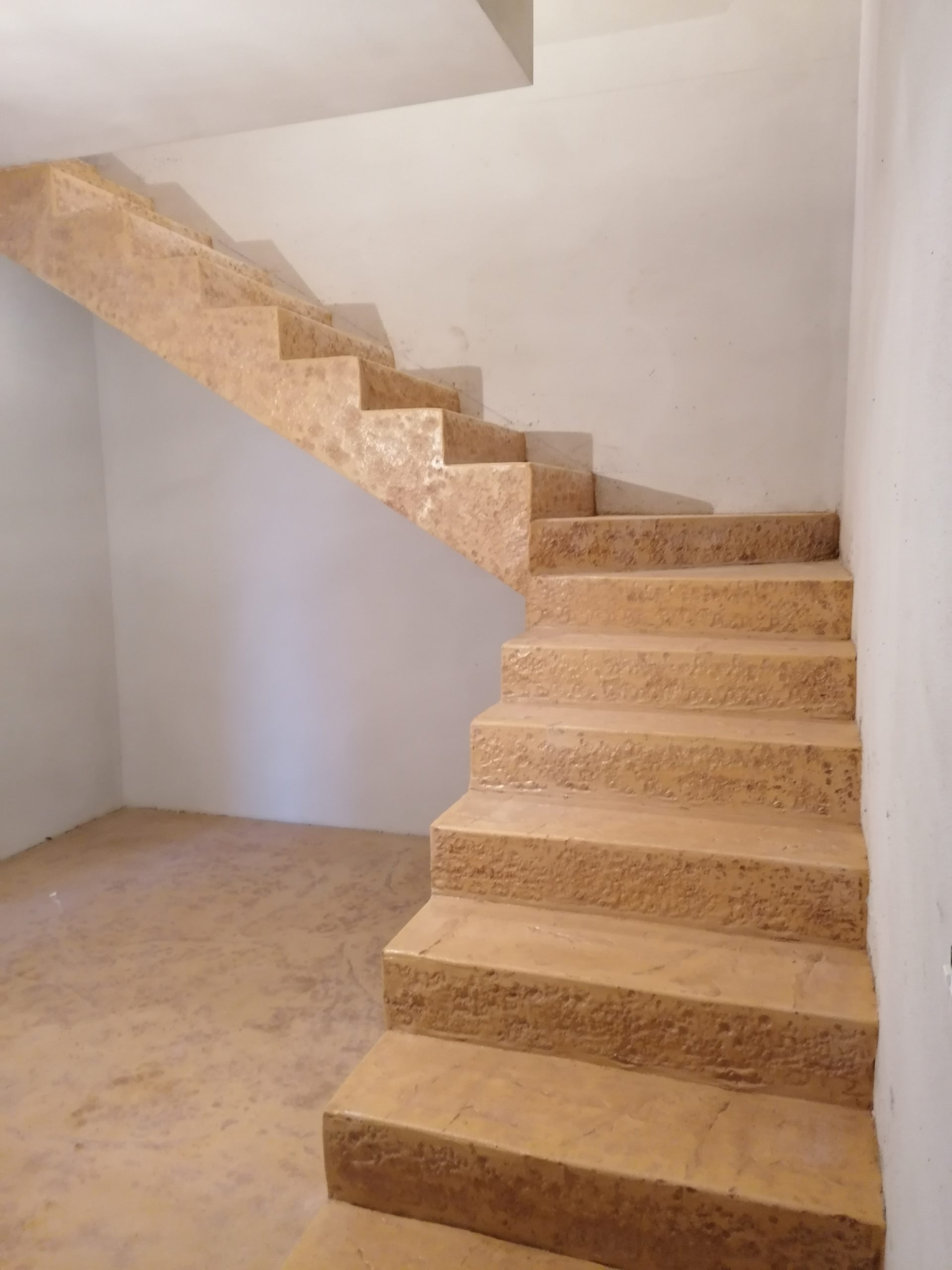 Rivestimento Di Scale E Gradini Scale In Resina