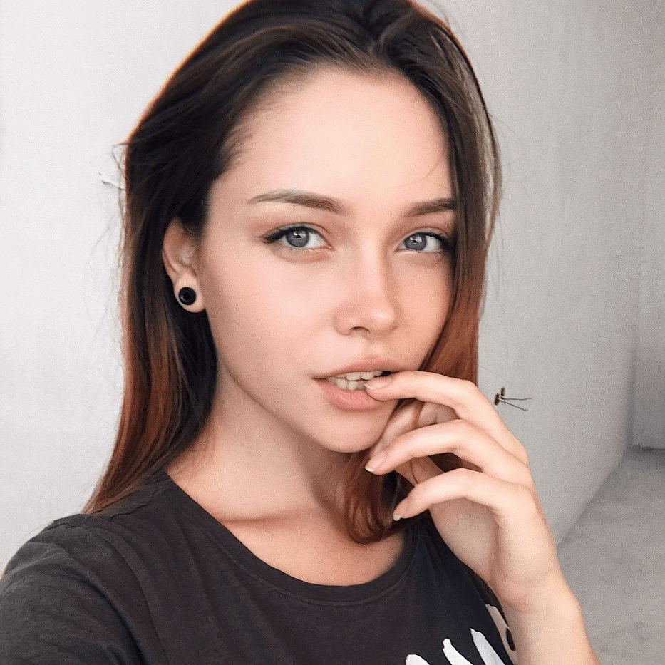 Kate Kuray Wiki, Biography, Age, Height, Weight, Birthday, Net worth